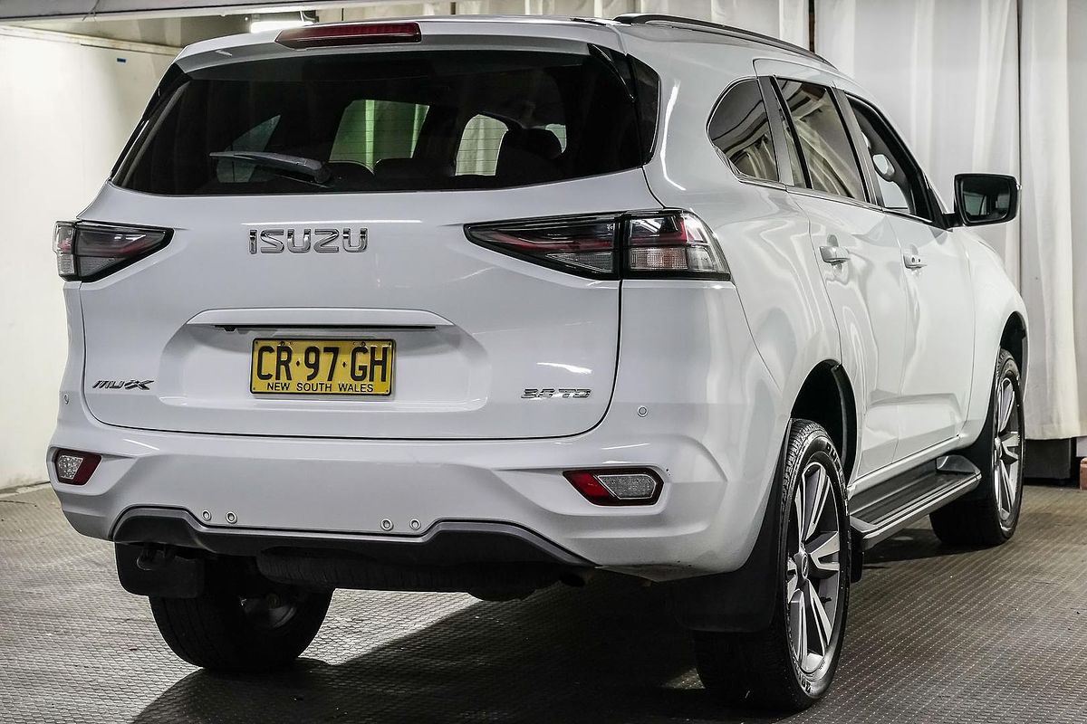 2023 Isuzu MU-X LS-T