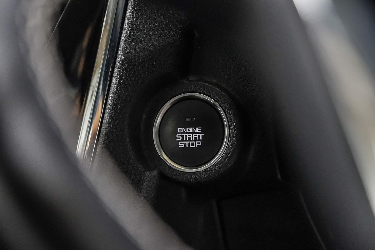 2023 Isuzu MU-X LS-T