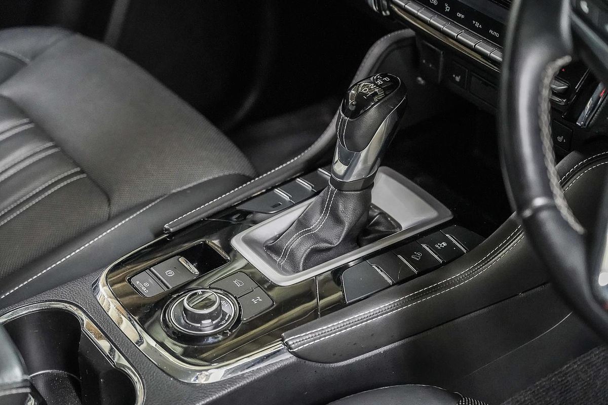 2023 Isuzu MU-X LS-T