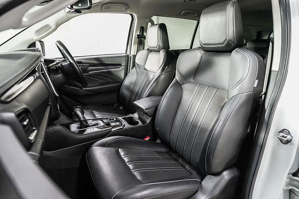 2023 Isuzu MU-X LS-T