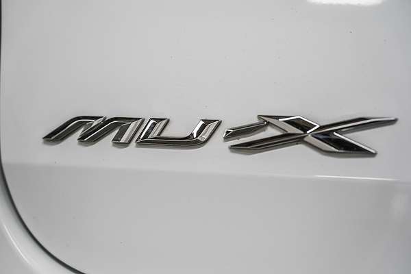 2023 Isuzu MU-X LS-T