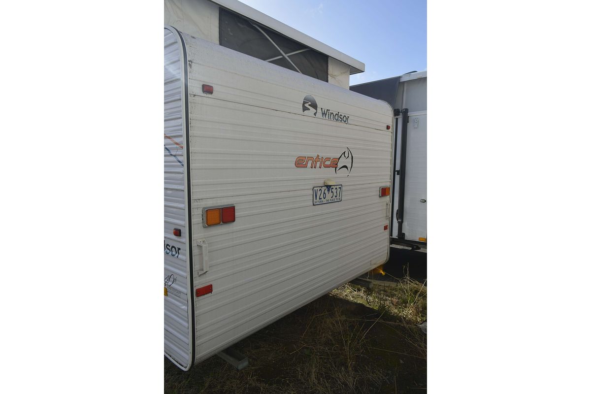 2012 Windsor Entice EP530