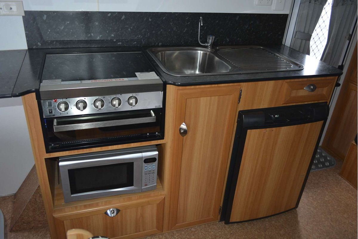 2012 Windsor Entice EP530
