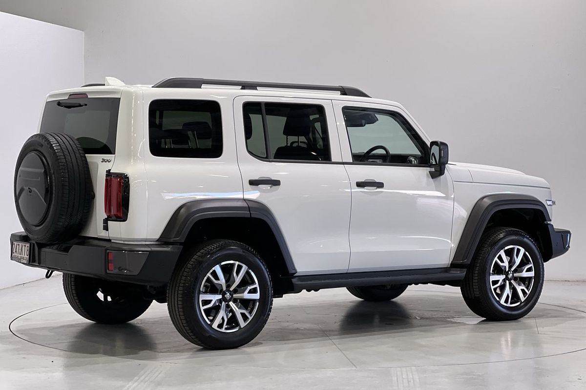 2023 GWM Tank 300 Ultra Hybrid P01