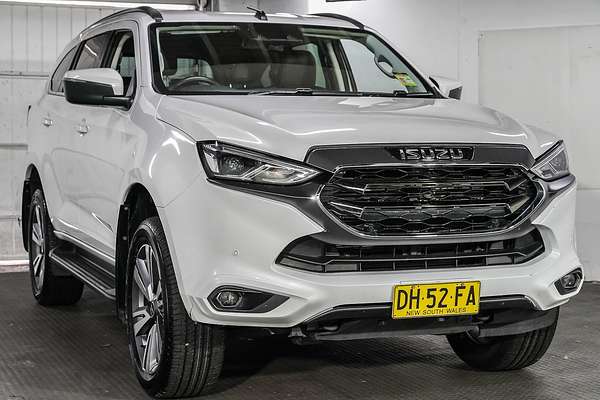 2023 Isuzu MU-X LS-T