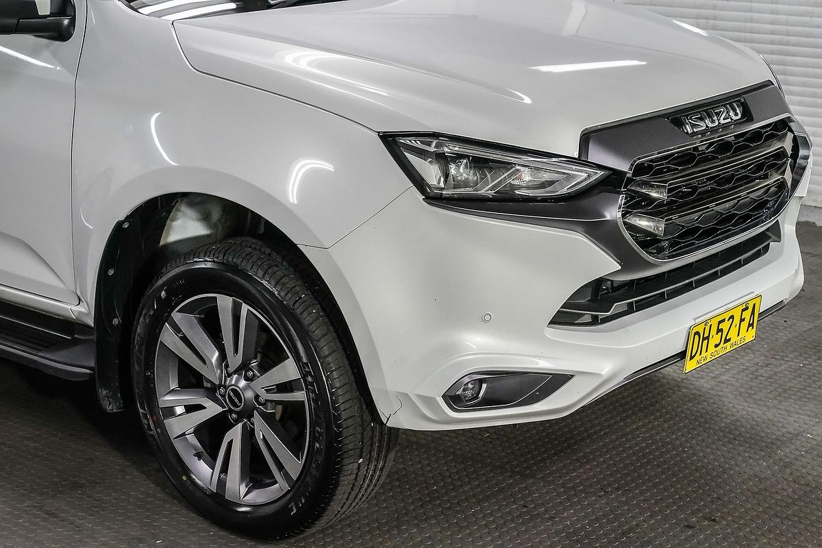 2023 Isuzu MU-X LS-T