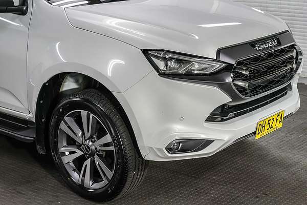 2023 Isuzu MU-X LS-T