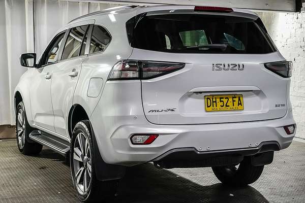 2023 Isuzu MU-X LS-T