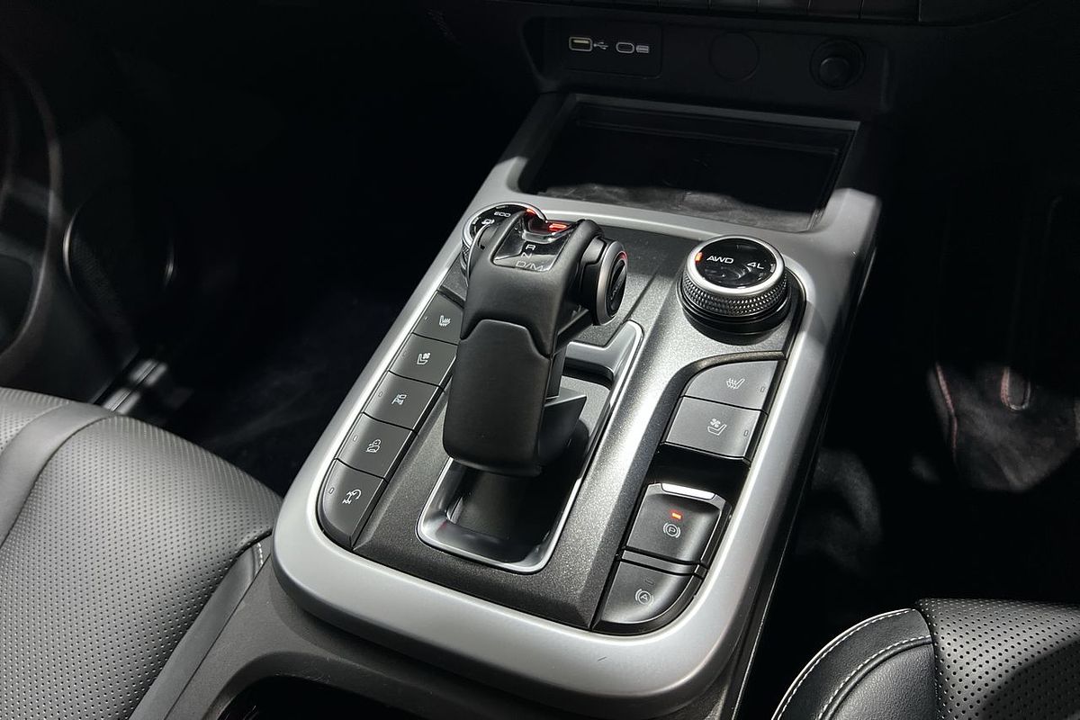 2023 GWM Tank 300 Ultra Hybrid P01