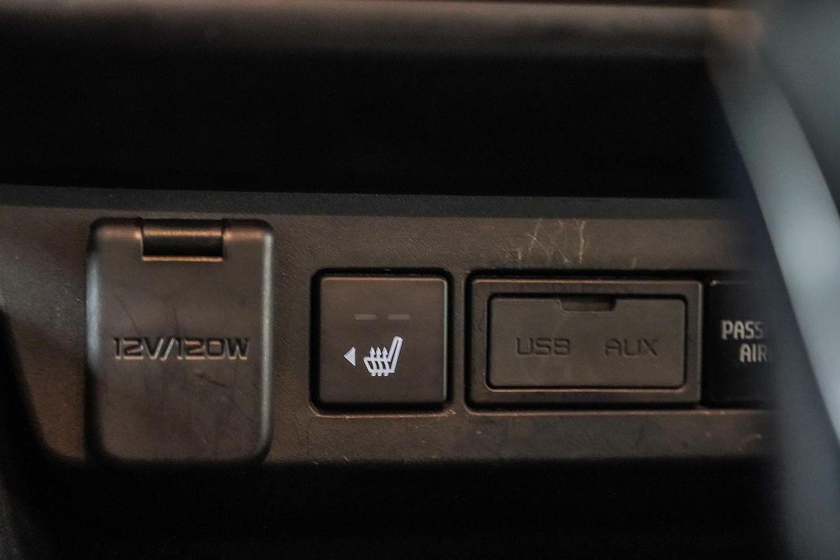 2023 Isuzu MU-X LS-T