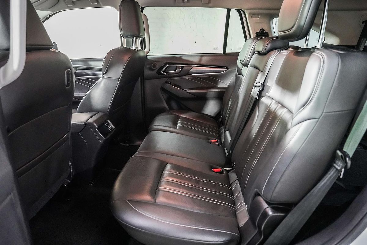 2023 Isuzu MU-X LS-T