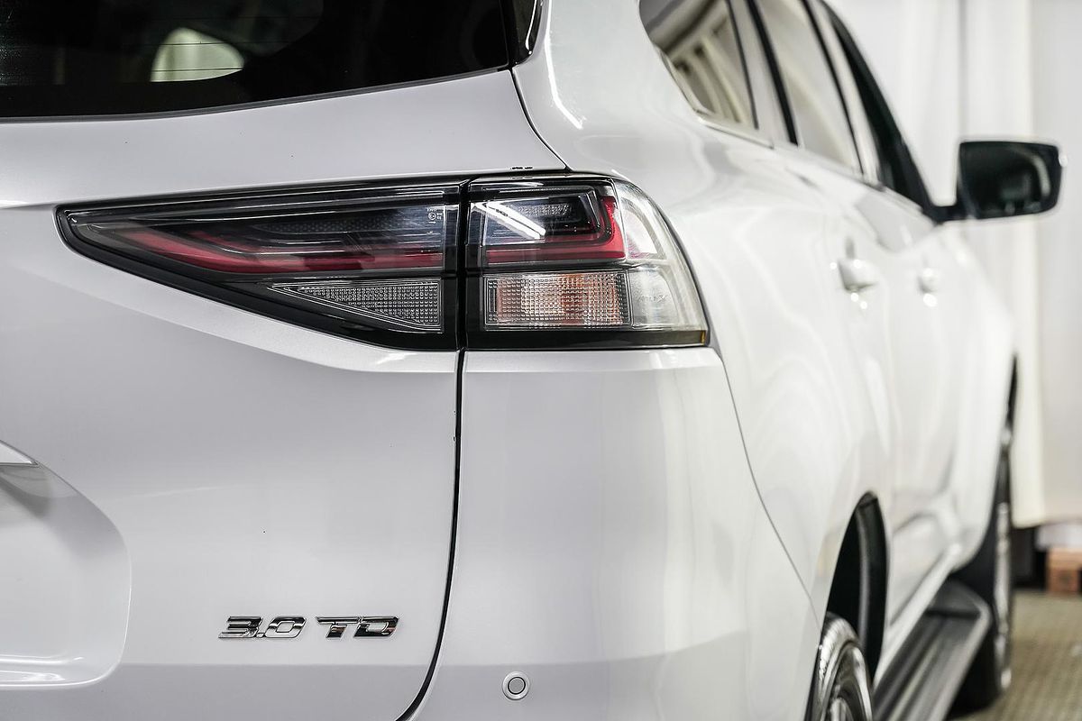 2023 Isuzu MU-X LS-T