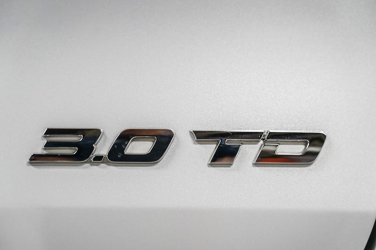 2023 Isuzu MU-X LS-T