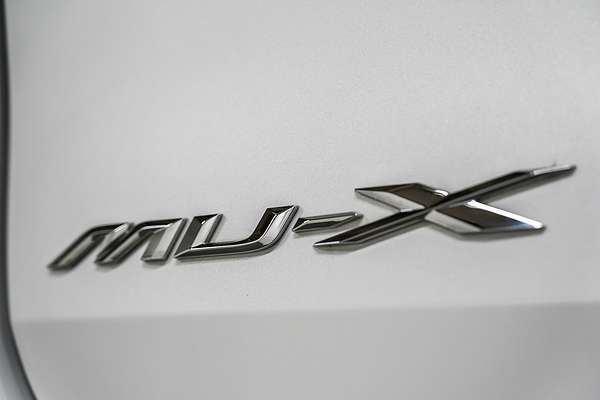 2023 Isuzu MU-X LS-T