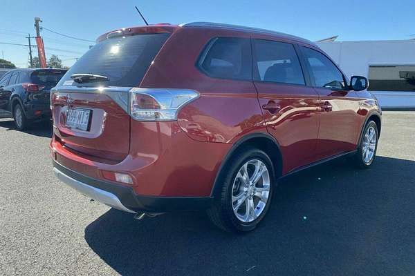 2014 Mitsubishi Outlander ES ZJ