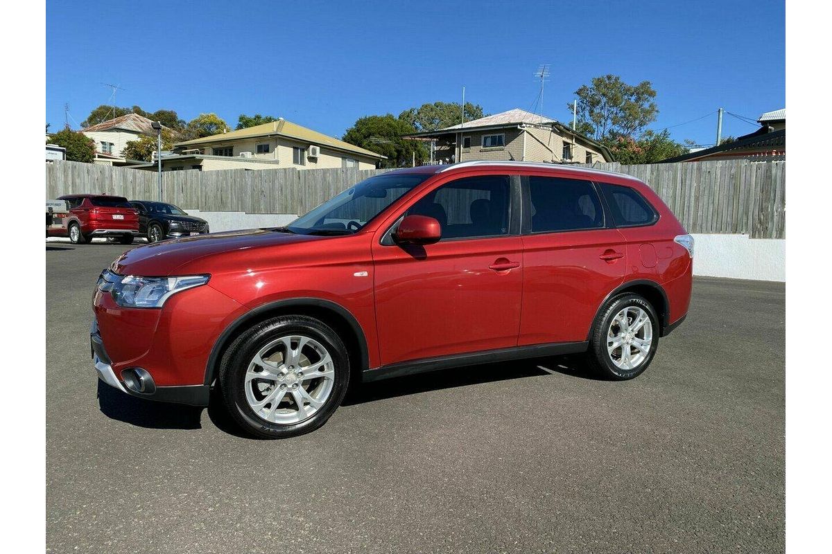 2014 Mitsubishi Outlander ES ZJ