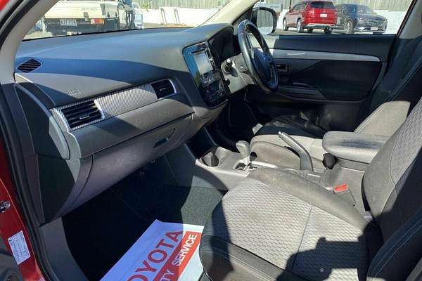 2014 Mitsubishi Outlander ES ZJ
