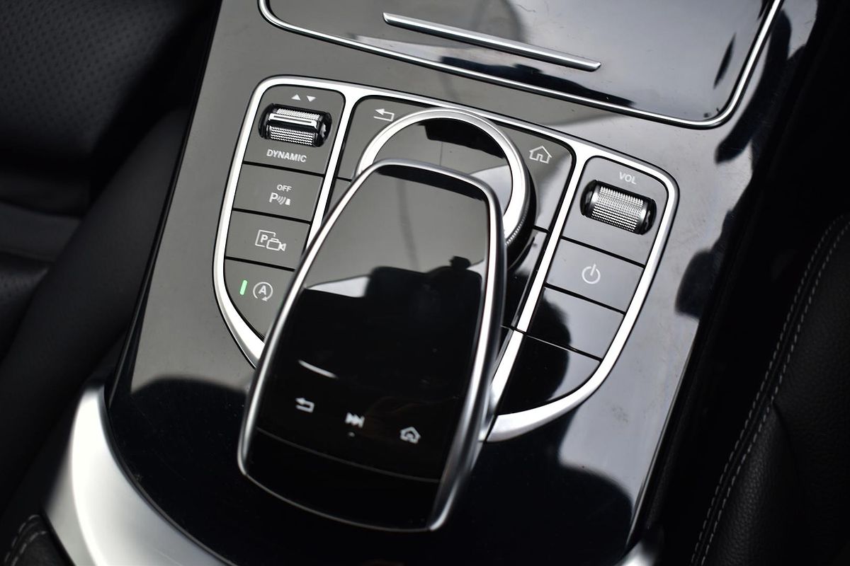 2019 Mercedes-Benz C-Class C200 W205