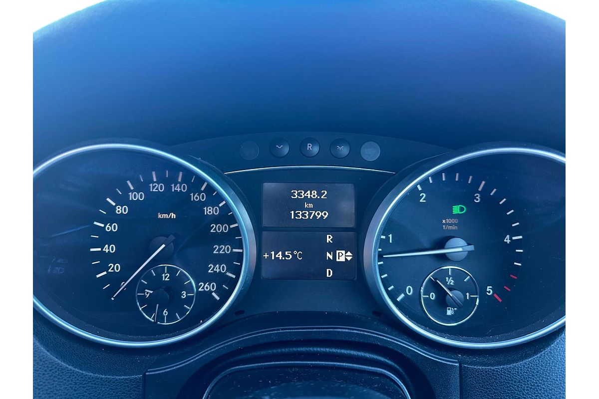 2011 Mercedes-Benz M-Class ML300 CDI BlueEFFICIENCY W164