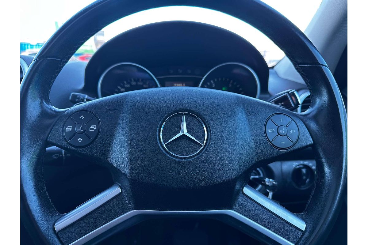 2011 Mercedes-Benz M-Class ML300 CDI BlueEFFICIENCY W164
