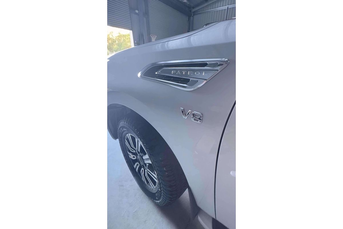 2022 Nissan Patrol Ti-L Y62