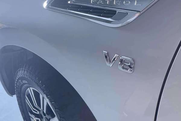 2022 Nissan Patrol Ti-L Y62