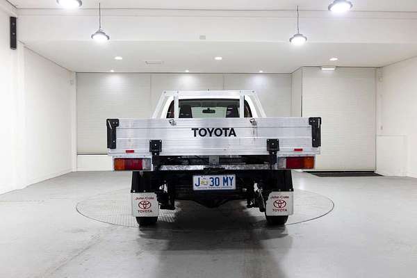 2016 Toyota Hilux Workmate TGN121R Rear Wheel Drive