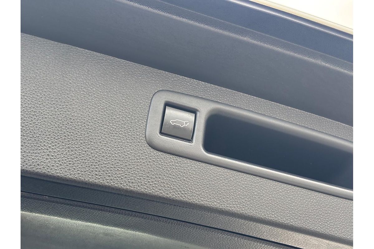 2022 Toyota Kluger Grande GSU70R