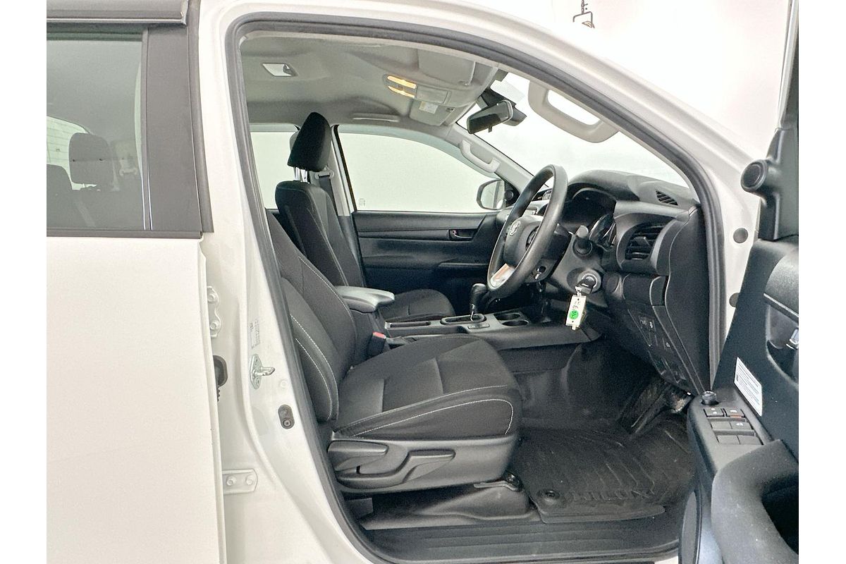 2021 Toyota Hilux SR GUN126R 4X4