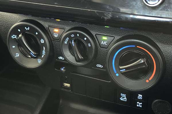 2021 Toyota Hilux SR GUN126R 4X4