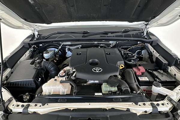 2021 Toyota Hilux SR GUN126R 4X4