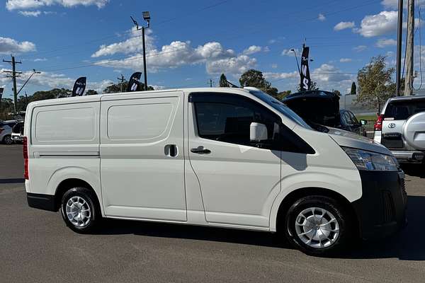 2023 Toyota Hiace GDH300R LWB