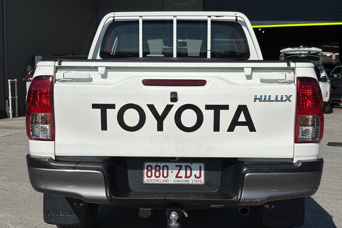 2019 Toyota Hilux SR GUN126R