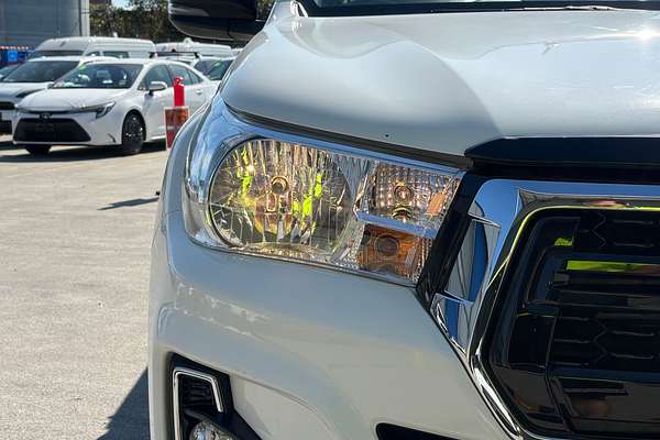 2019 Toyota Hilux SR GUN126R