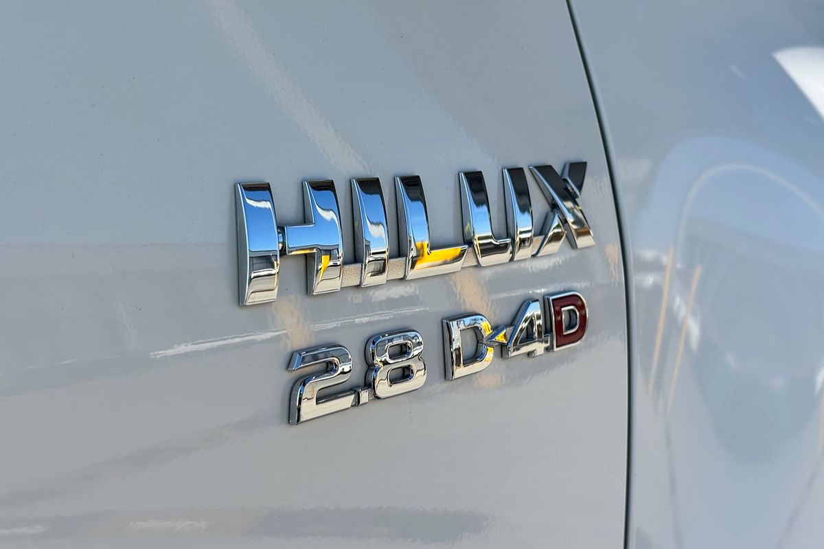2019 Toyota Hilux SR GUN126R