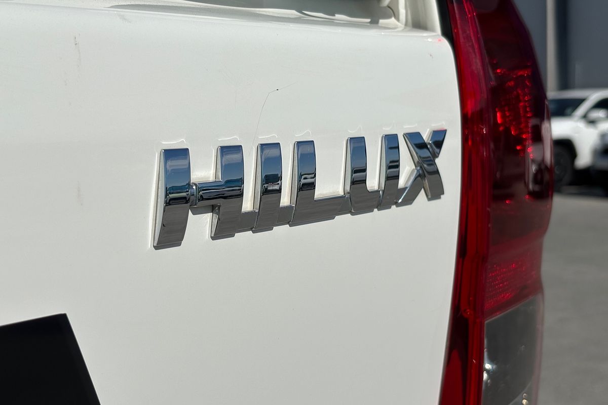 2019 Toyota Hilux SR GUN126R