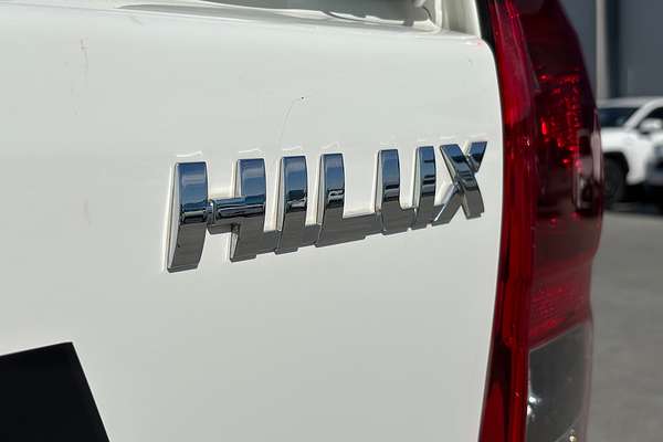 2019 Toyota Hilux SR GUN126R