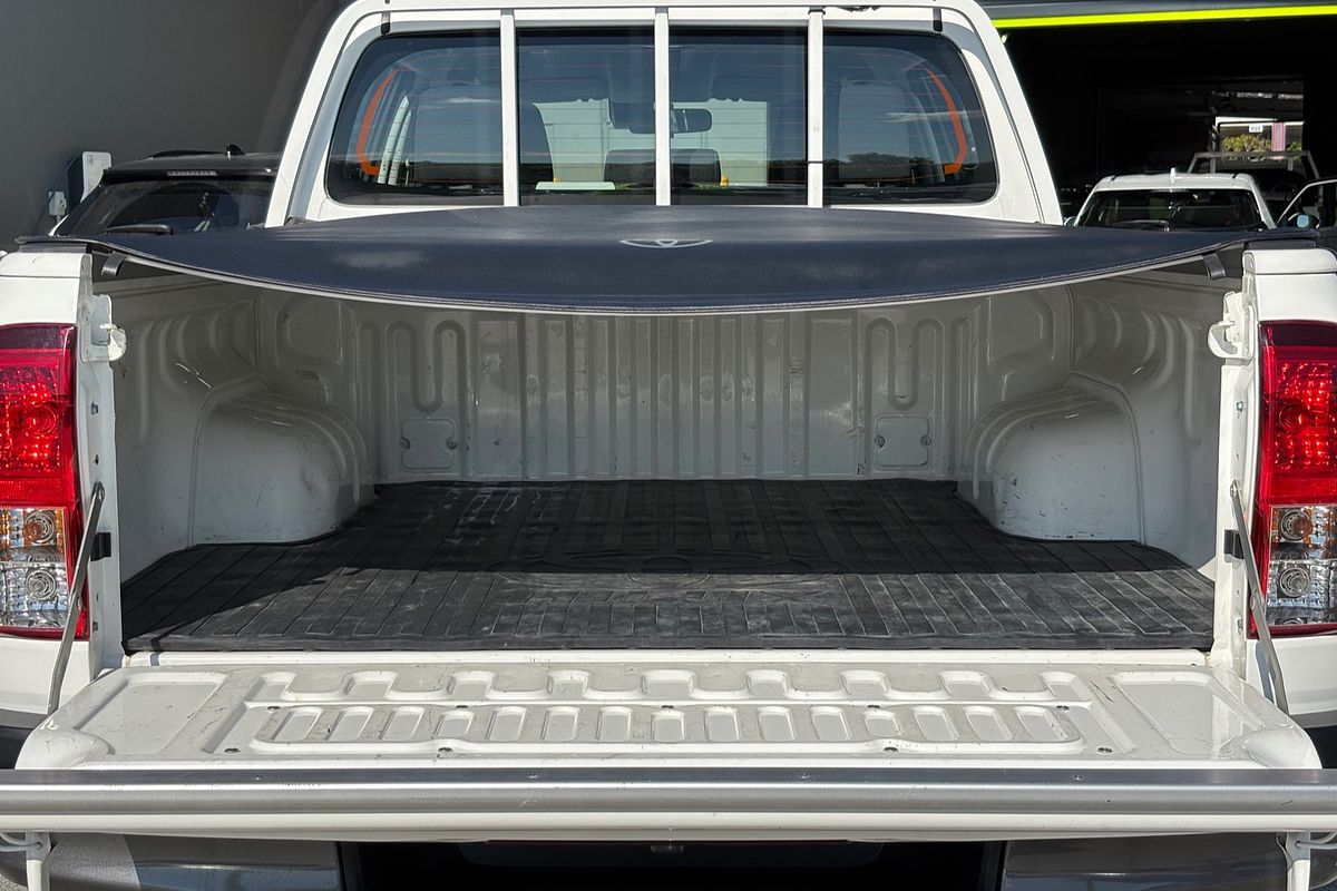2019 Toyota Hilux SR GUN126R