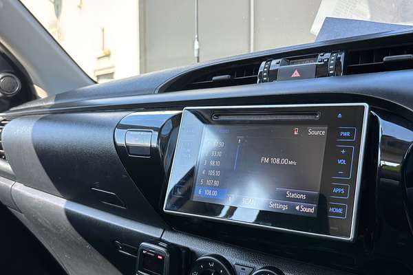 2019 Toyota Hilux SR GUN126R