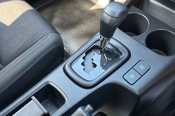 2019 Toyota Hilux SR GUN126R