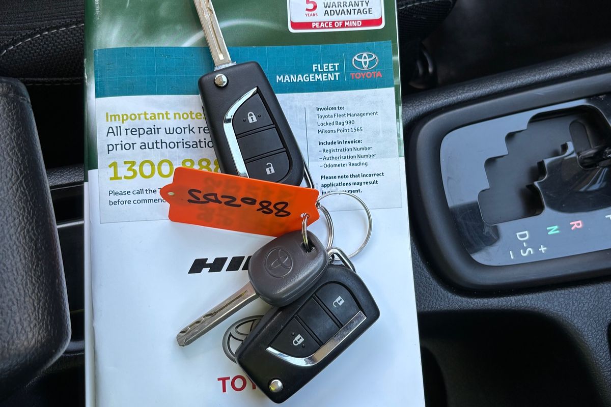 2019 Toyota Hilux SR GUN126R