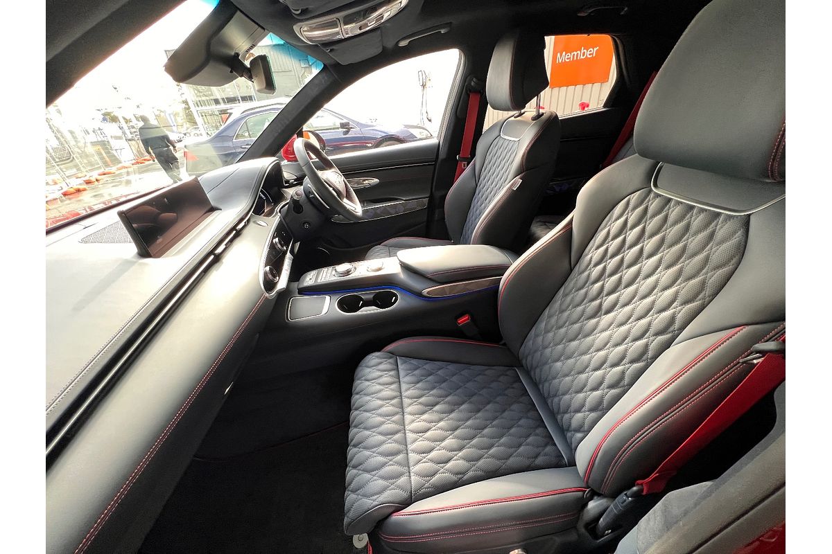 2024 Genesis GV70 2.5T AWD JK.V2