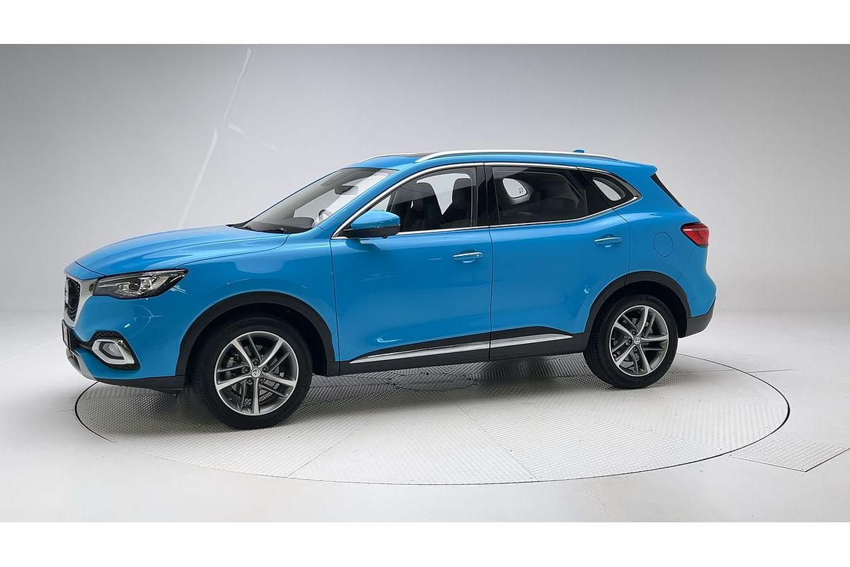 2022 MG HS Essence SAS23
