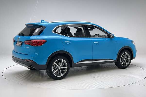 2022 MG HS Essence SAS23