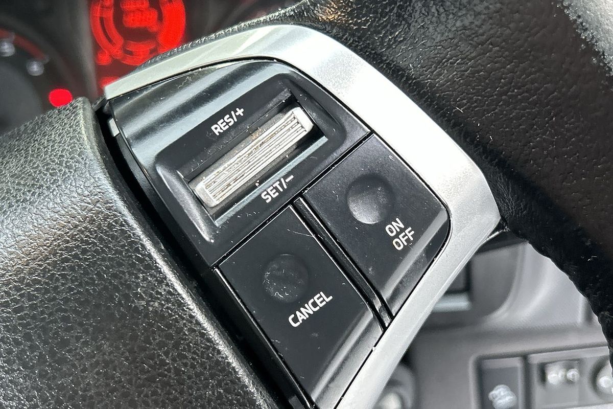 2017 Isuzu D-MAX SX High Ride Rear Wheel Drive