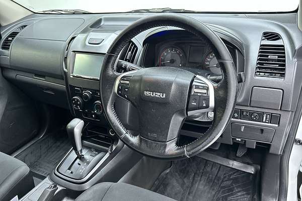 2017 Isuzu D-MAX SX High Ride Rear Wheel Drive