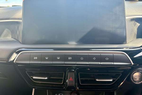 2025 MG MG3