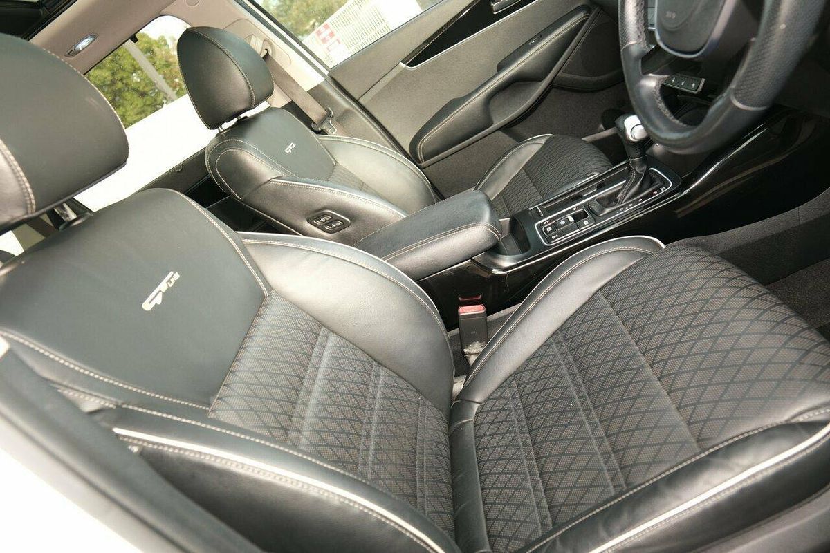 2020 Kia Sorento GT-Line UM