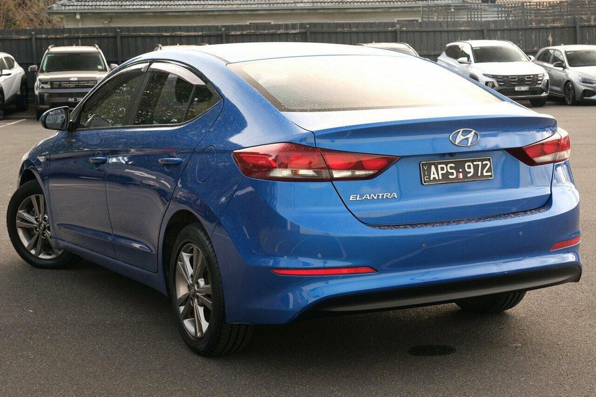 2017 Hyundai Elantra Active AD
