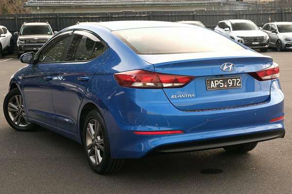 2017 Hyundai Elantra Active AD